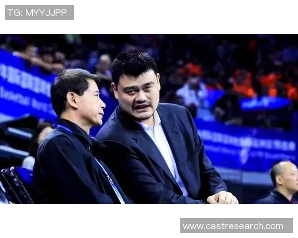 篮球学姐姚明的传奇之路与青春岁月的拼搏精神