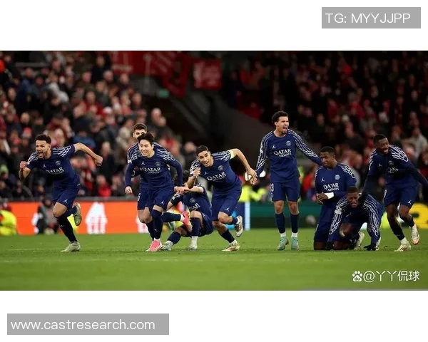 国王杯激战巴黎圣日耳曼逆转热刺展现王者风范全场沸腾