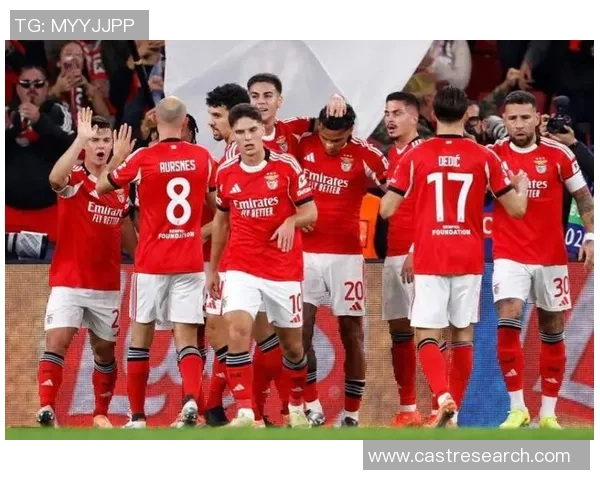 意甲激战：利物浦与阿森纳战平点球大战点燃全场激情