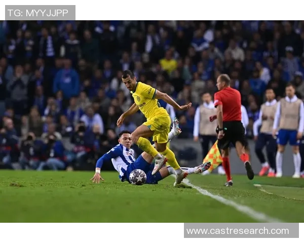 波尔图与国米激战成平局双方表现引发赛后热议与反思