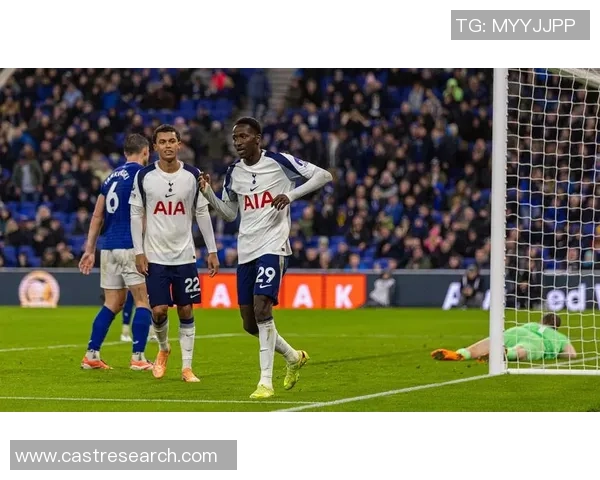 英超经典对决热刺逆转巴萨四比三全场沸腾数据分析揭秘