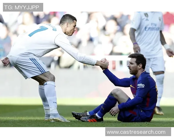 友谊赛精彩回顾皇马三球完胜曼联乌龙球引发争议与热议 友谊赛精彩回顾皇马三球完胜曼联乌龙球引发争议与热议