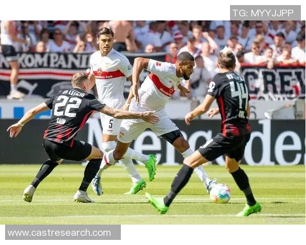 英超激战莱比锡与本菲卡握手言和补时进球瞬间点燃全场激情