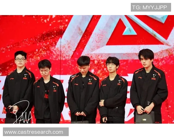 赛后分析：FPX与EDG对决中的战术博弈与策略解析