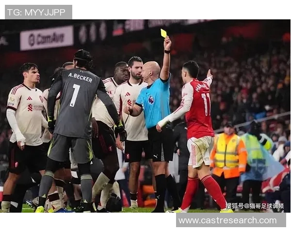 中超赛场波尔图与利物浦激战成平局历史冷门引发全场震动 中超赛场波尔图与利物浦激战成平局历史冷门引发全场震动