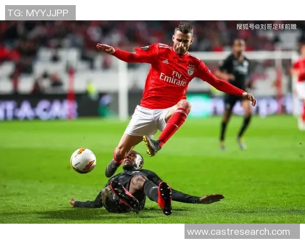 国王杯激战本菲卡与里昂0比0平补时进球引发全场狂欢数据分析揭示比赛亮点 国王杯激战本菲卡与里昂0比0平补时进球引发全场狂欢数据分析揭示比赛亮点