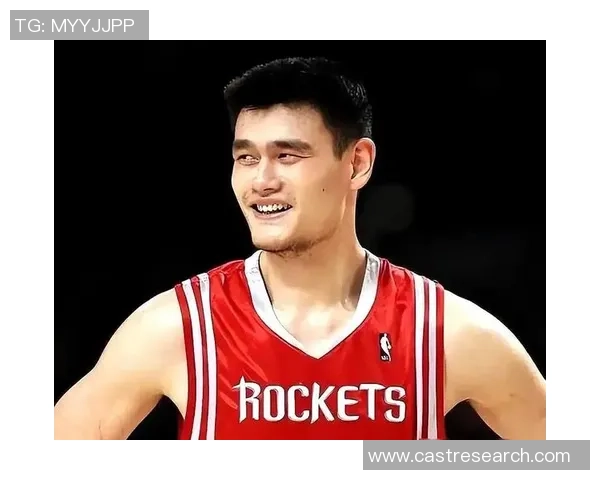 雅典姚明担任中国代表团旗手展现体育精神与民族自豪感