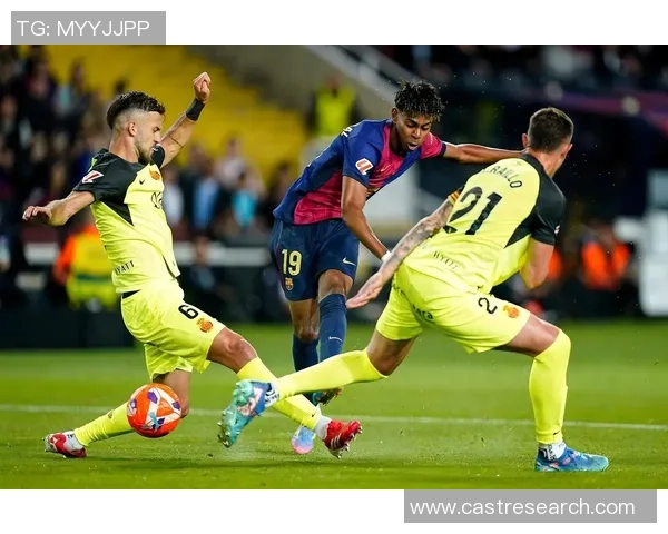 世界杯激战马竞点球大战逆转巴萨全场沸腾精彩集锦回顾