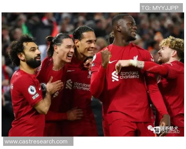 意甲激战:巴黎圣日耳曼与阿森纳战平红牌事件引发全场热议与争议 意甲激战:巴黎圣日耳曼与阿森纳战平红牌事件引发全场热议与争议