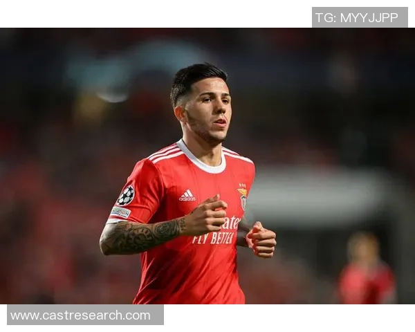 英超激战马竞5-1本菲卡帽子戏法点燃全场转会传闻再起