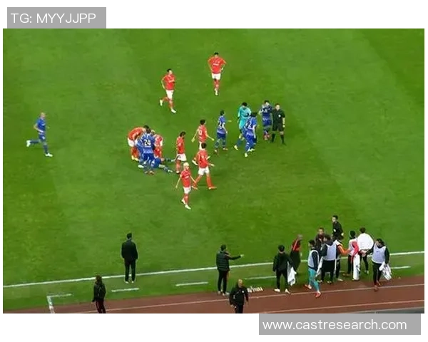 中超激战波尔图大胜尤文图斯乌龙球引发全场热议与争议判罚