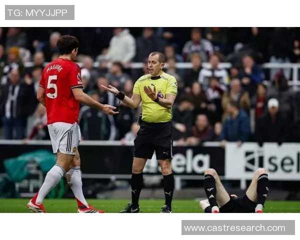 英超激战那不勒斯绝杀尤文图斯红牌争议引发全场热议与十大精彩进球回顾