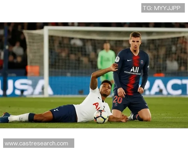 热刺狂胜巴黎圣日耳曼五球大捷神奇扑救引发全场热烈欢呼