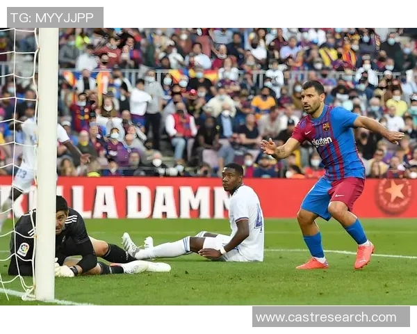 英超焦点战曼联与利物浦战平点球大战引发全场热议与数据分析