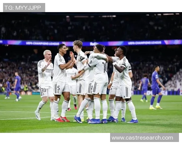 足总杯经典对决国米逆转皇马引发全场狂欢历史冷门再现 足总杯经典对决国米逆转皇马引发全场狂欢历史冷门再现